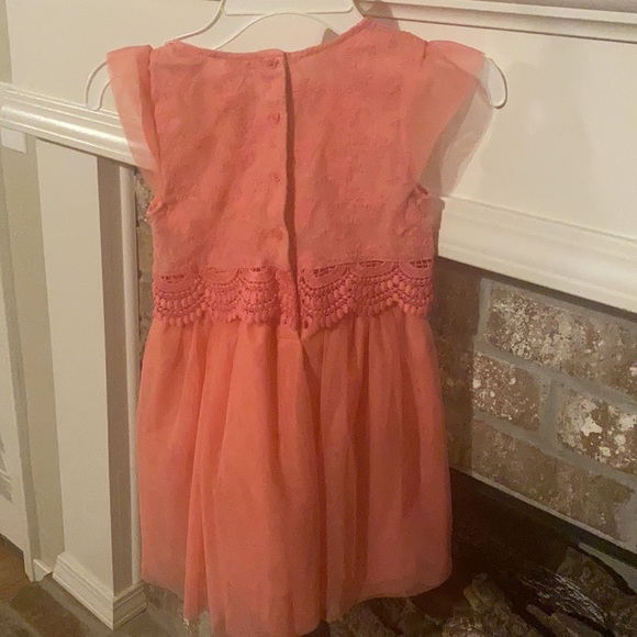 Coral dress size 6 gently worn - Picture 2 of 3